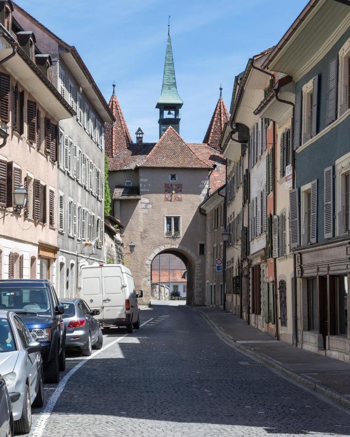 Vivez Un Conte De Fee Dans La Piece Ronde D'Une Tour Medievale ポラントリュイ エクステリア 写真
